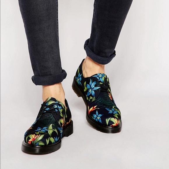 corral brown crater embroidered boots